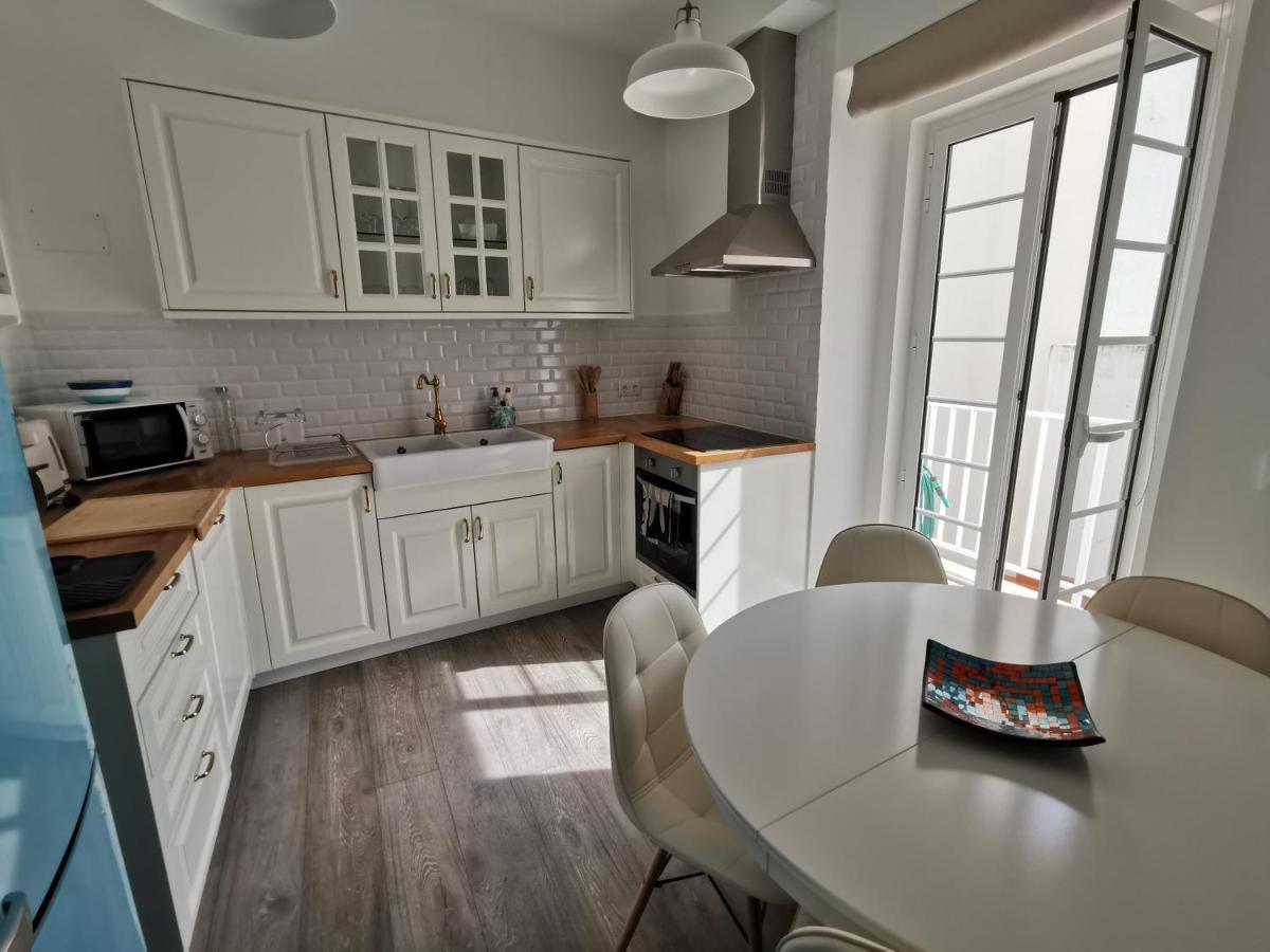 Casa Na Onda Subvila Apartment Nazare Luaran gambar