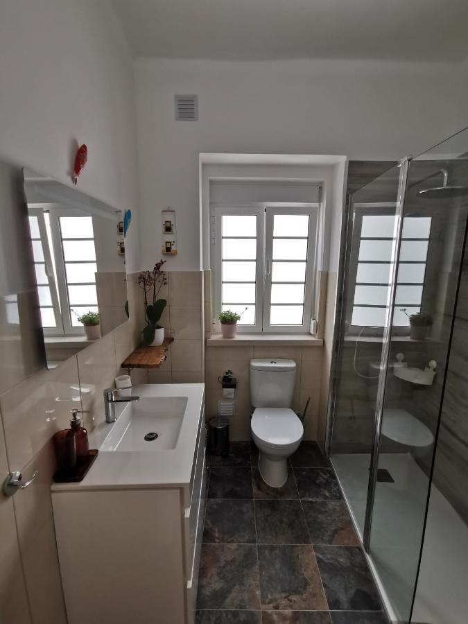 Casa Na Onda Subvila Apartment Nazare Luaran gambar