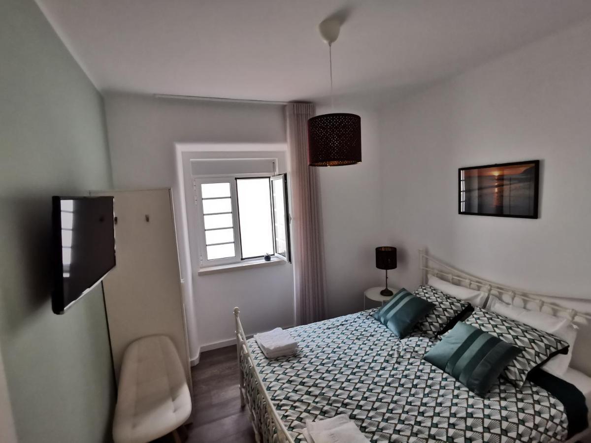 Casa Na Onda Subvila Apartment Nazare Luaran gambar